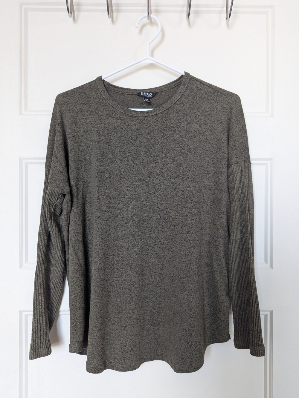 Buffalo David Bitton Olive Long-Sleeve Crewneck Top